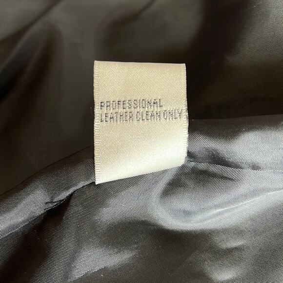 Yvonne Le Marie Black Suede Leather Jacket with Rabbit Fur Trim. Size 12 - Picture 12 of 13